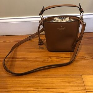 Like new Kate Spade drawstring cinch top bag